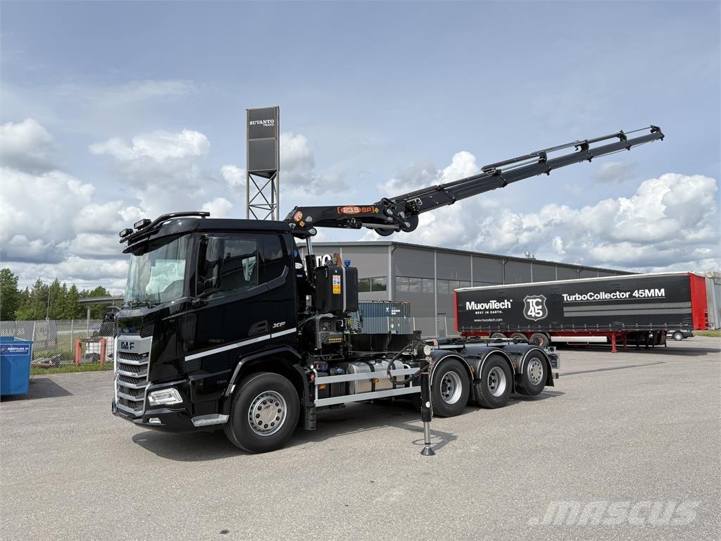 DAF XF 530 FAW 8X4 Автомобильные краны
