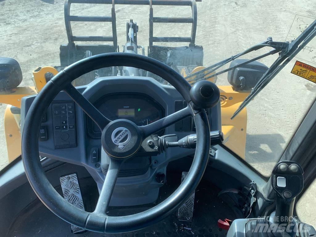 Volvo L 35 G Фронтальные погрузчики