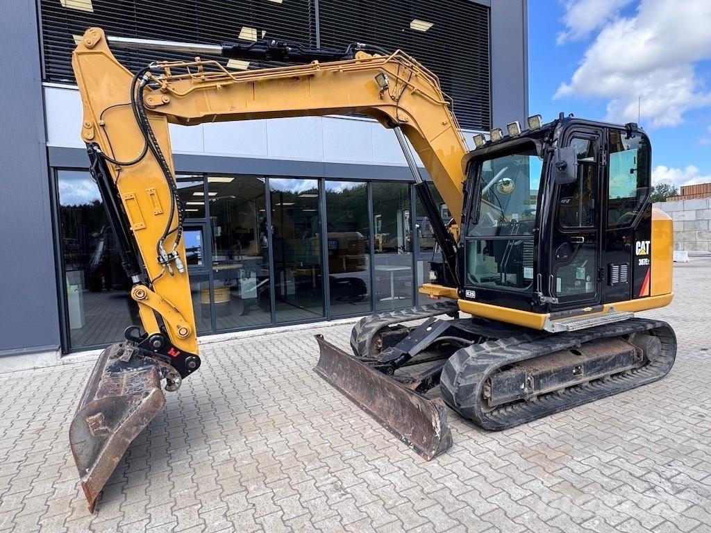CAT 307E2 Малые экскаваторы 7т-12т