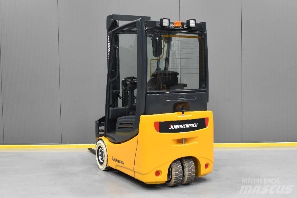 Jungheinrich EFG 215 Электропогрузчики