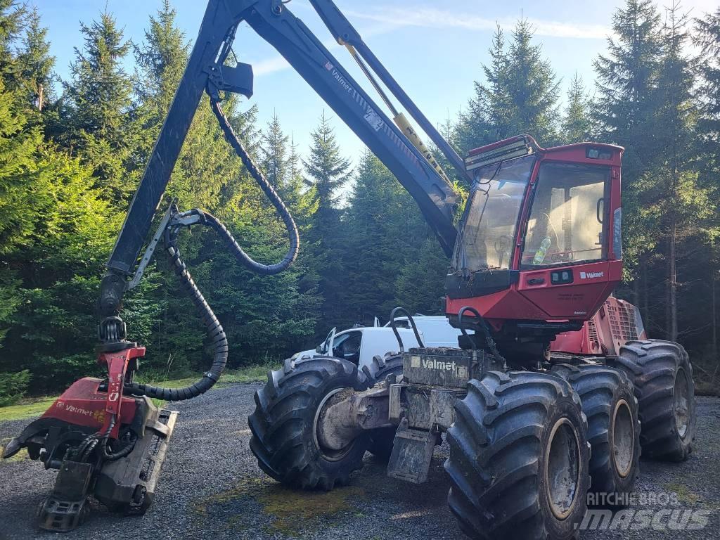 Komatsu 911.4 Харвестеры