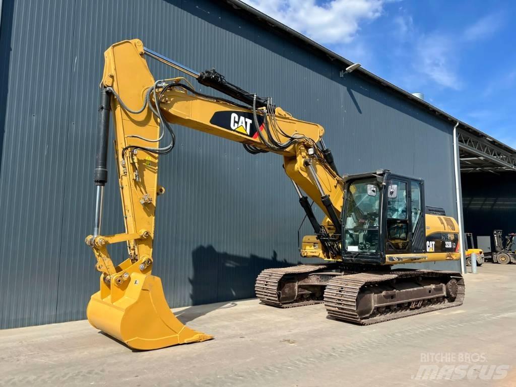 CAT 323D LN VA Гусеничные экскаваторы