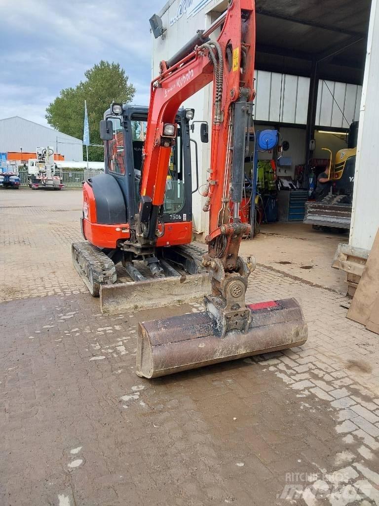 Kubota U 36-4 Мини-экскаваторы