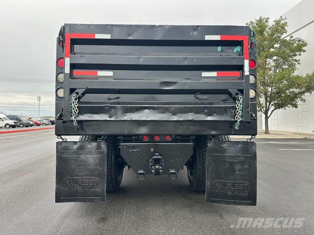 Peterbilt 337 Грузовики-Самосвалы