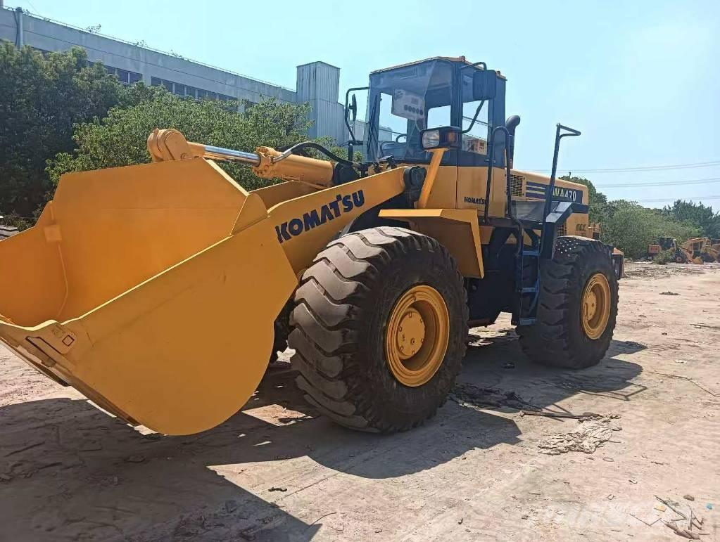 Komatsu WA 470-3 Фронтальные погрузчики