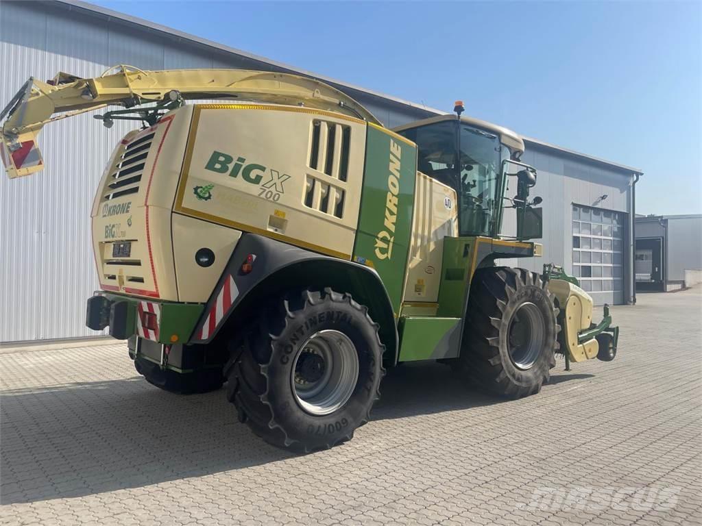 Krone Big X 700 Самоходные кормоуборочные комбайны
