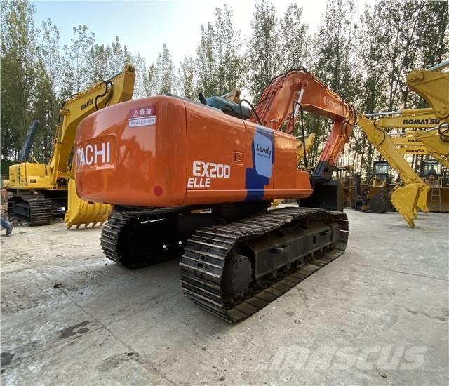 Hitachi EX 200-2 Гусеничные экскаваторы