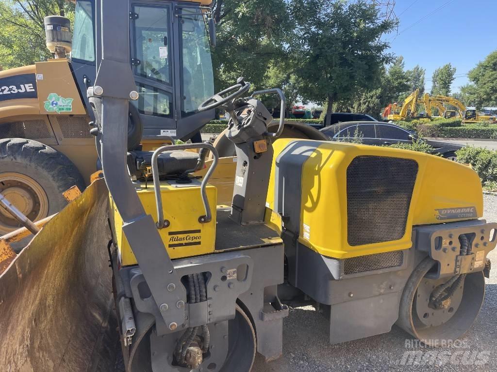 Dynapac CC 1250 Катки тротуарные