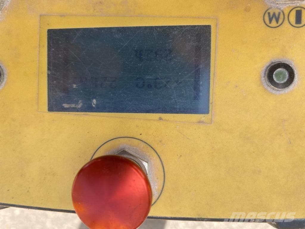 Brokk 170 Экскаваторы для разрушения