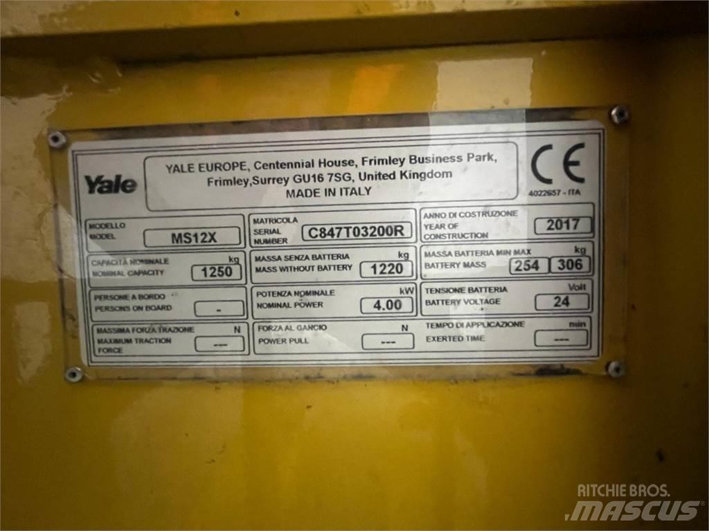 Yale MS12X Ручные штабелёры с электроподъёмом