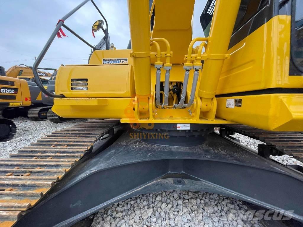 Komatsu PC 220-8M0 Гусеничные экскаваторы