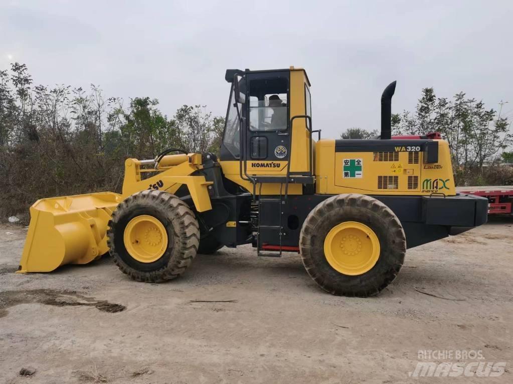 Komatsu WA 320-5 Фронтальные погрузчики