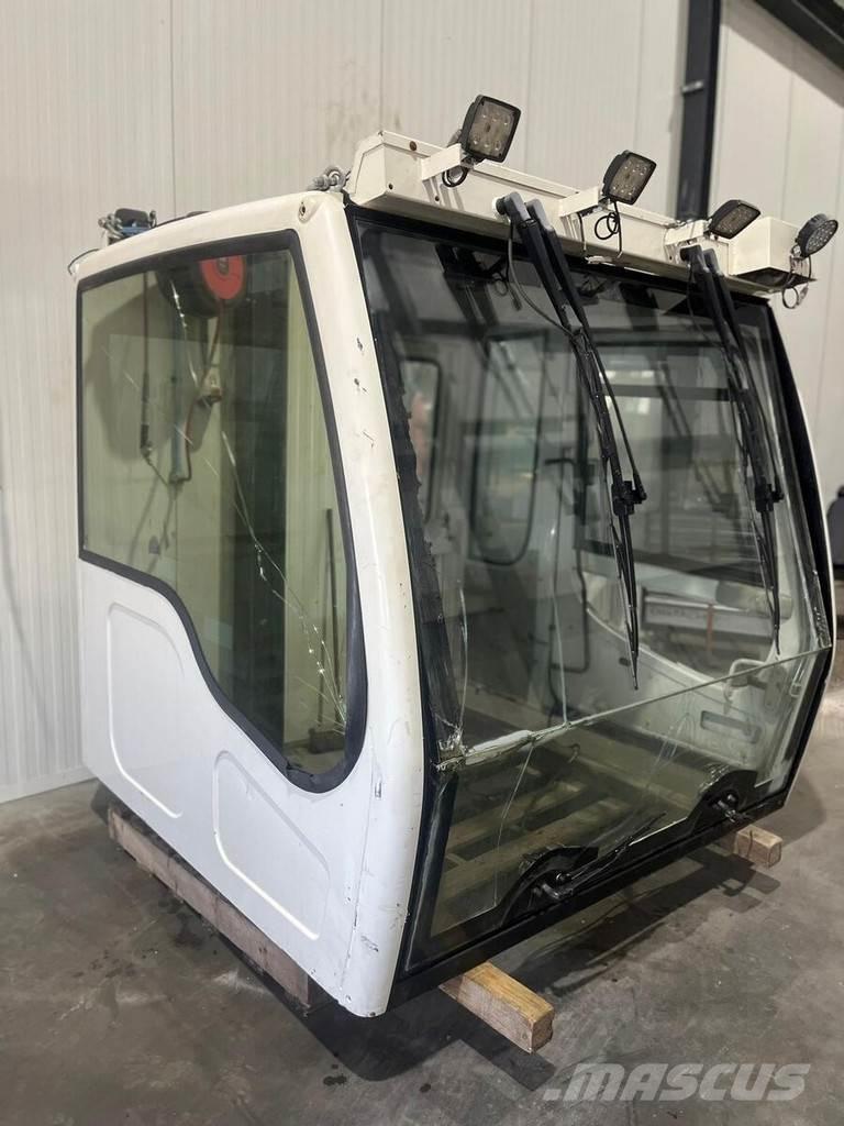 Liebherr Cabine Коммерческий транспорт - Другие