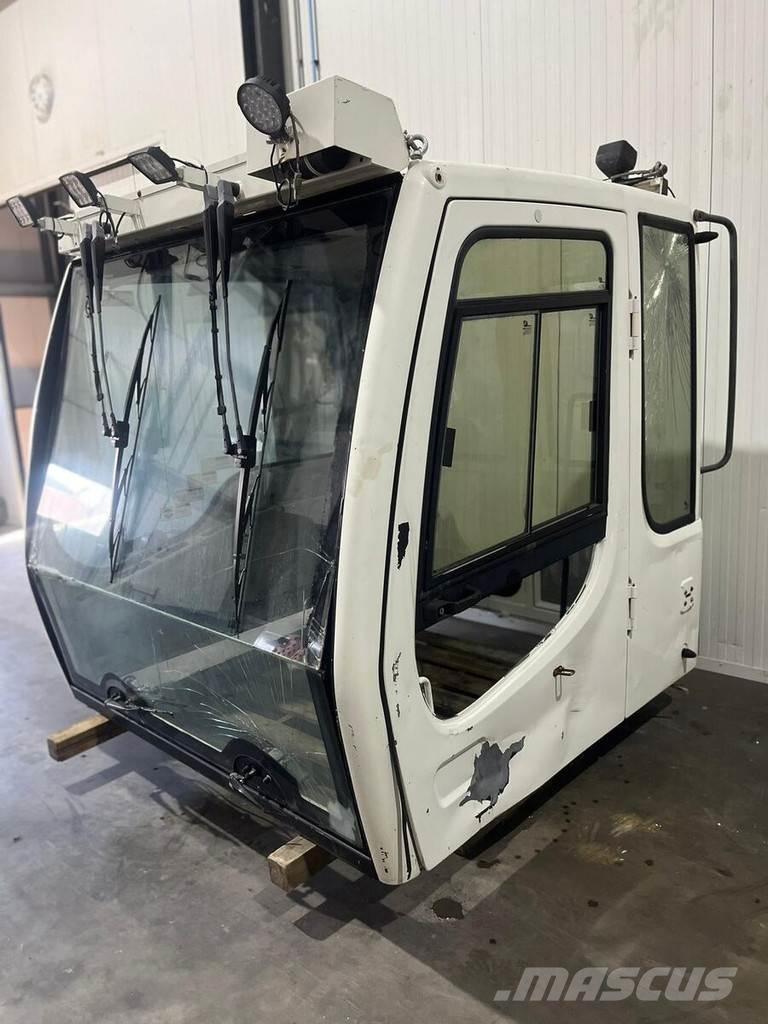 Liebherr Cabine Коммерческий транспорт - Другие