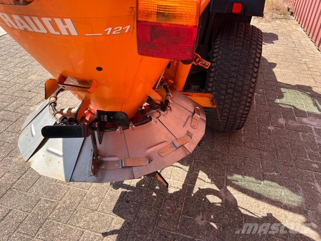 Iseki TM 3215 AHL Коммунальные тракторы