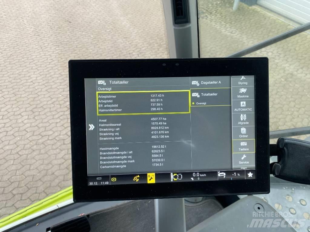CLAAS Lexion 8800 TT Зерноуборочные комбайны