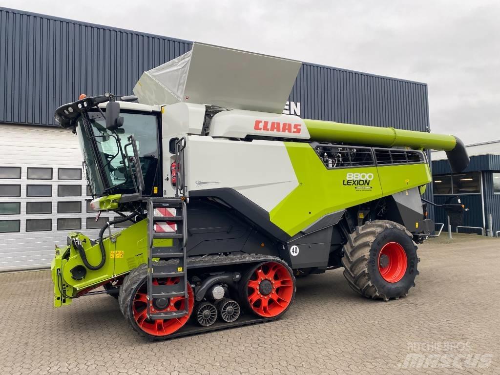 CLAAS Lexion 8800 TT Зерноуборочные комбайны