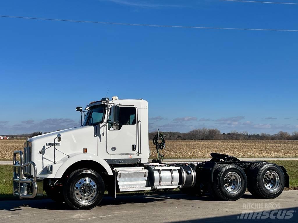 Kenworth T 800 Седельные тягачи