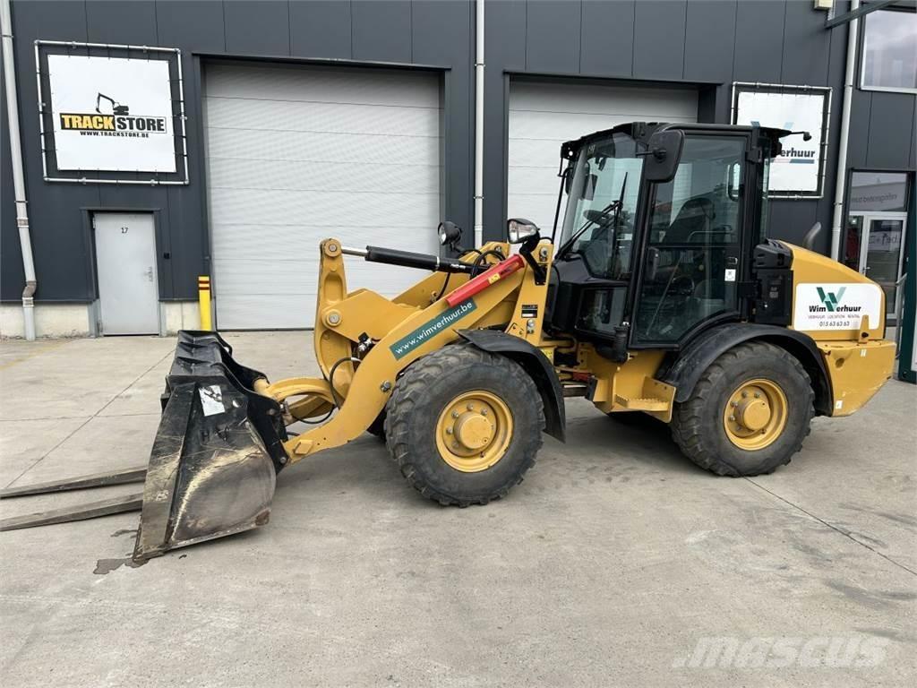 CAT 906M (8758) Многофункциональные сельскохозяйственные погрузчики