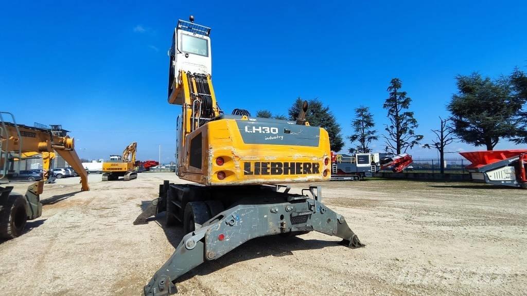 Liebherr LH 30 M Перегружатели металлолома/промышленные погрузчики