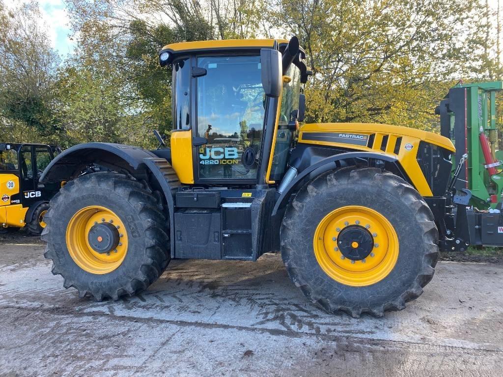 JCB Fastrac 4220 Трактора