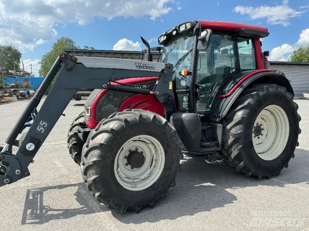 Valtra N141 Advance Трактора