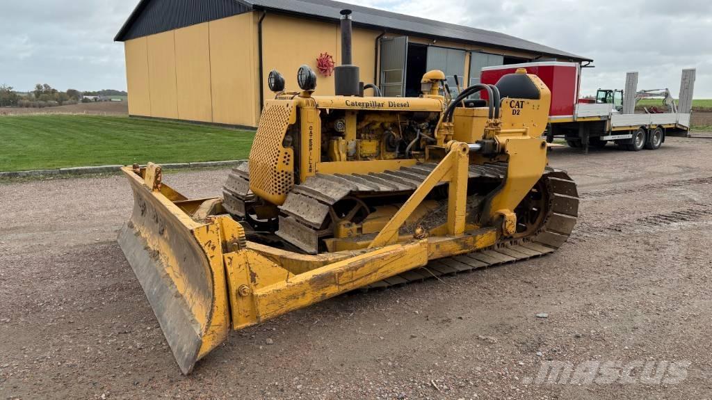 CAT D 2 Гусеничные бульдозеры