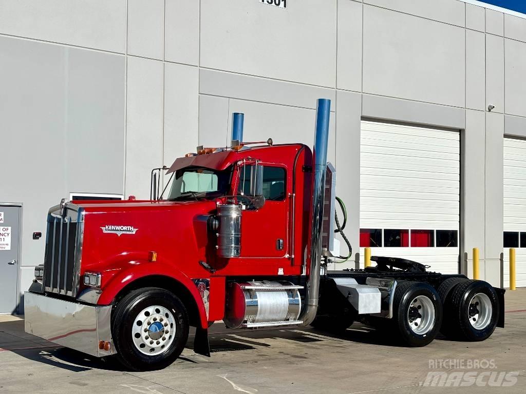 Kenworth W 900 Седельные тягачи