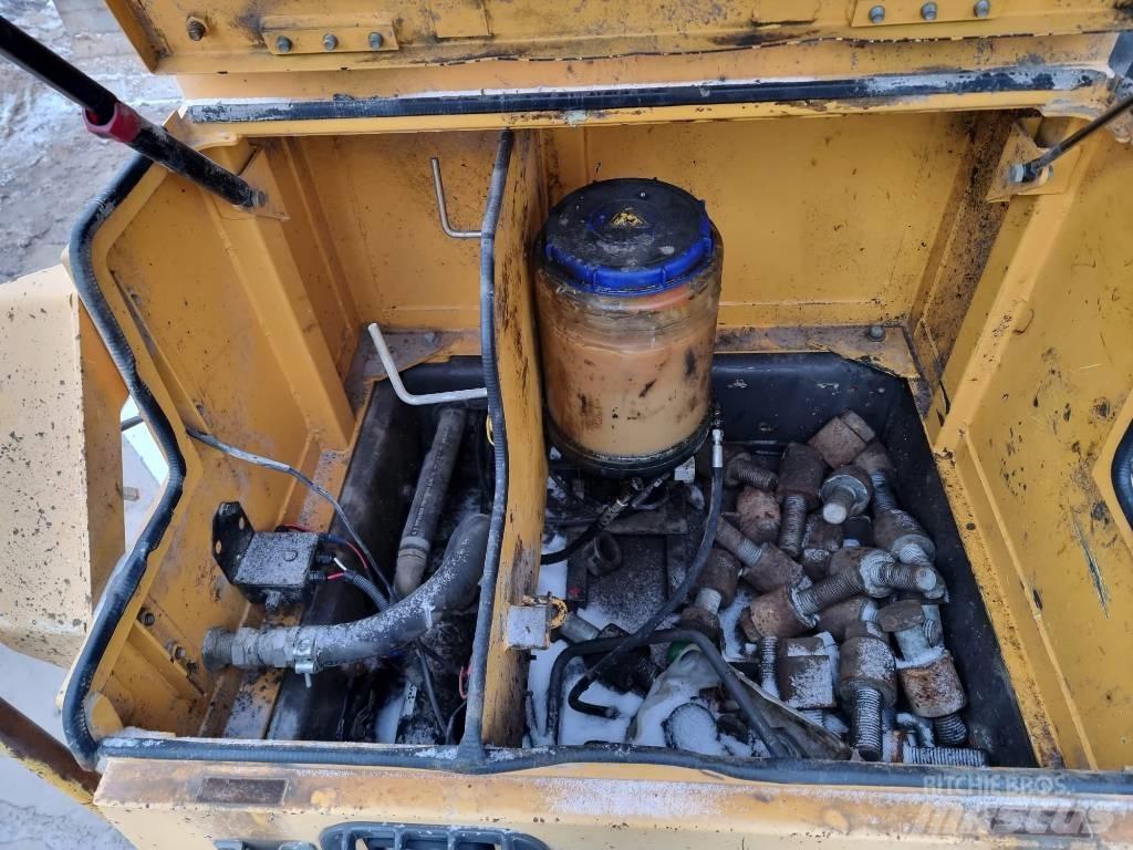 Volvo EC 700 B LC Гусеничные экскаваторы