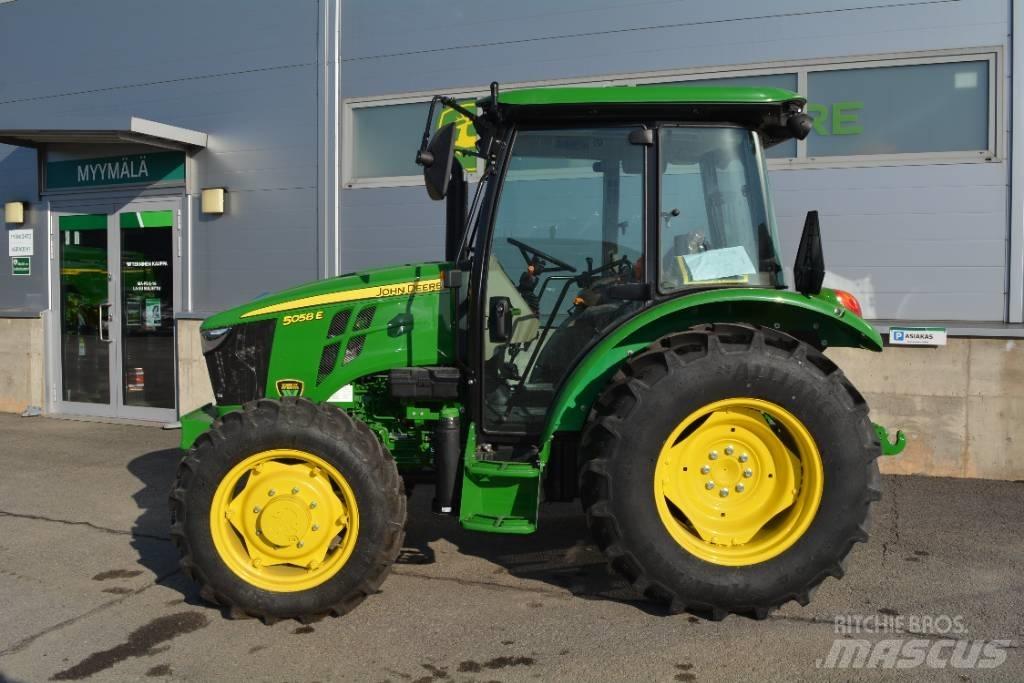John Deere 5058E Трактора