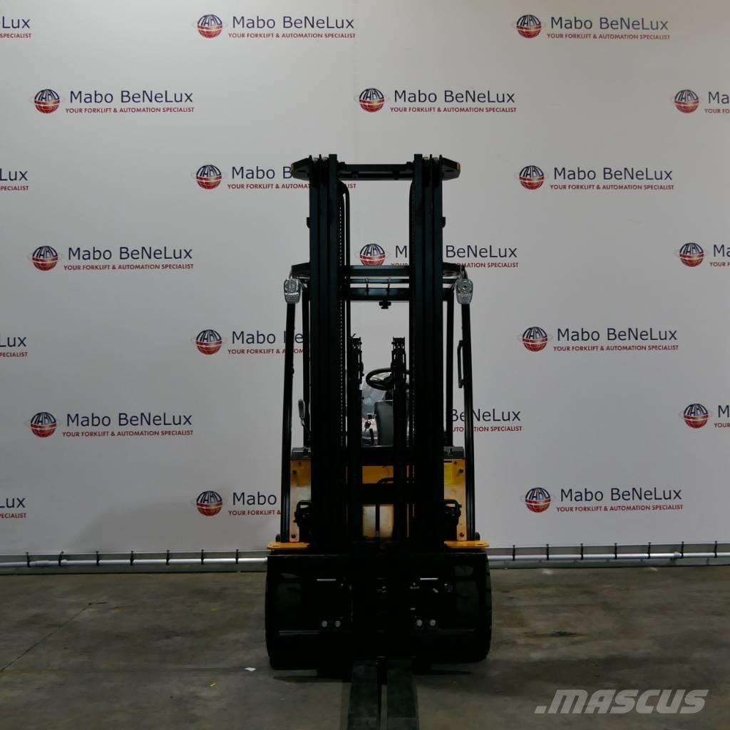 Hyundai 30 BH-9 Электропогрузчики