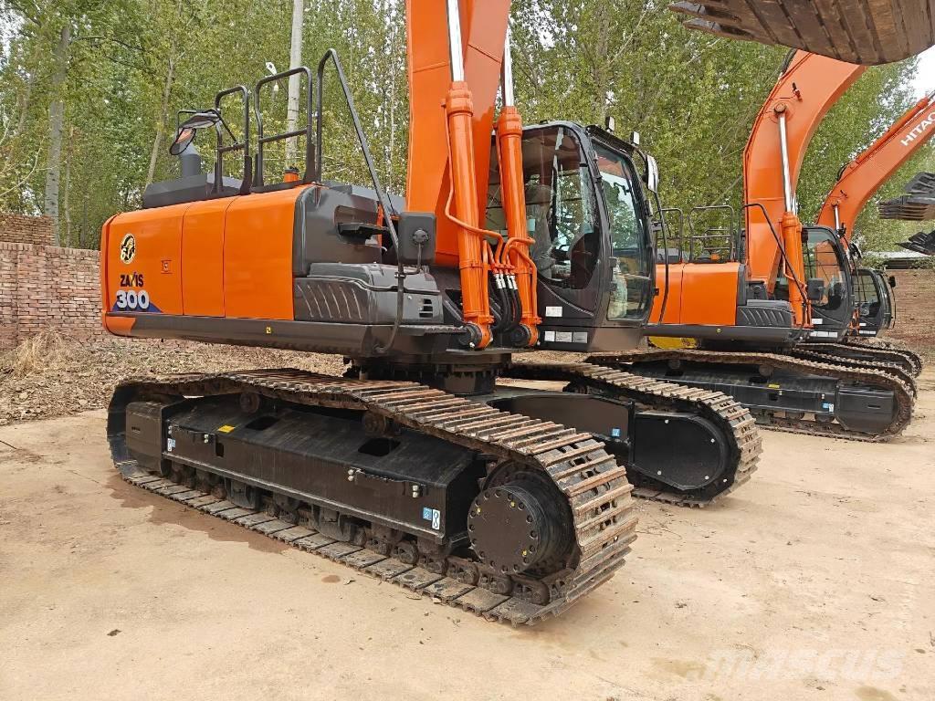 Hitachi ZX300 Гусеничные экскаваторы