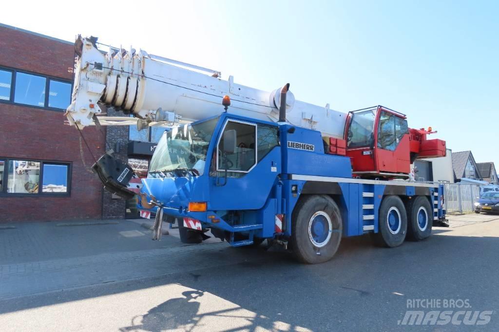 Liebherr LTM 1055-1 Автокраны