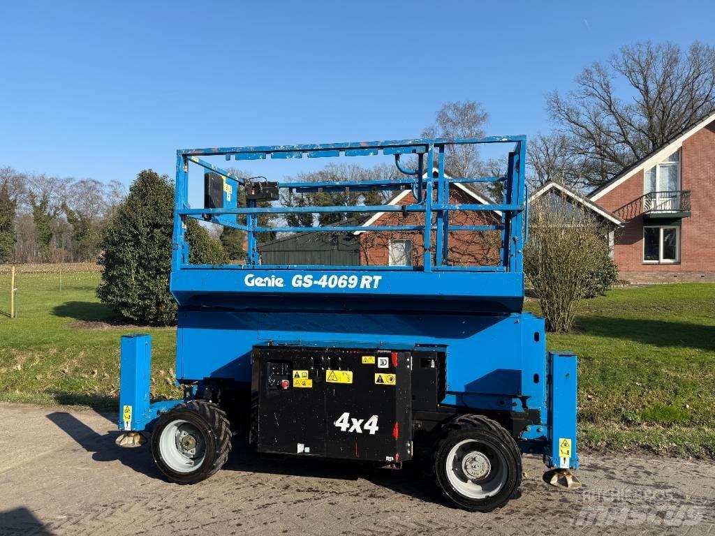 Genie GS 4069 RT Ножничные подъемники