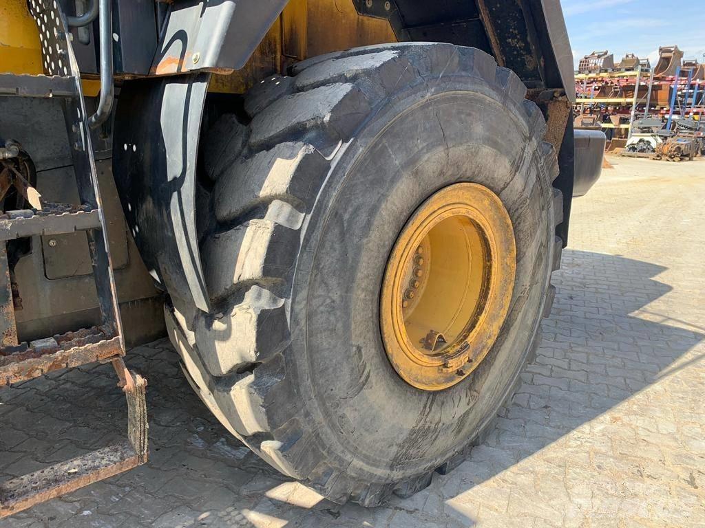 Komatsu WA 480-6 Фронтальные погрузчики
