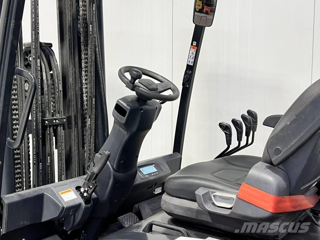 Doosan B50XC-7 Электропогрузчики