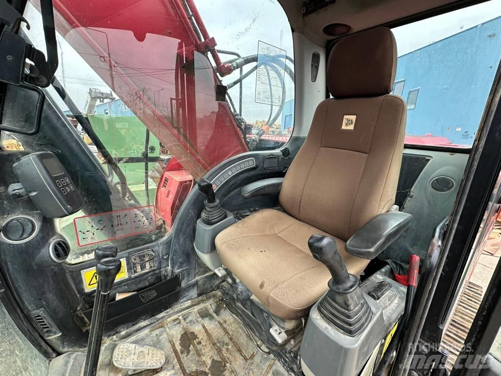JCB JS 240 N LC Гусеничные экскаваторы