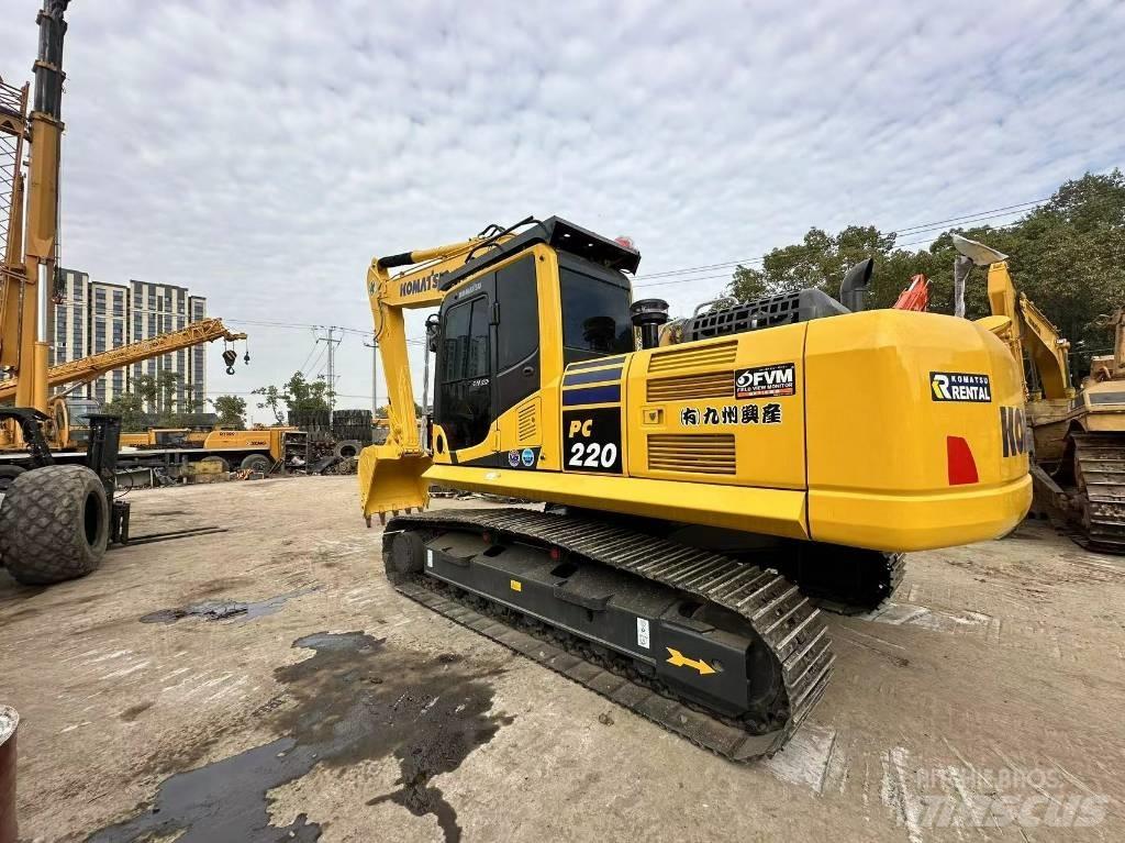 Komatsu pc220 Гусеничные экскаваторы