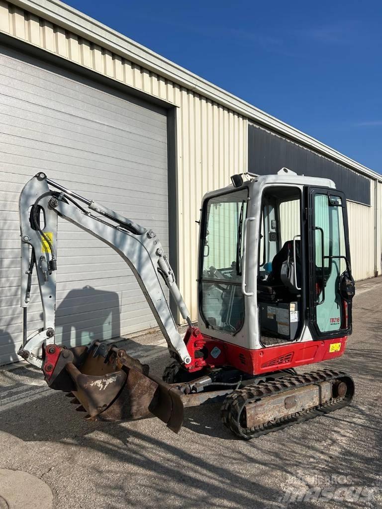 Takeuchi TB216 Мини-экскаваторы