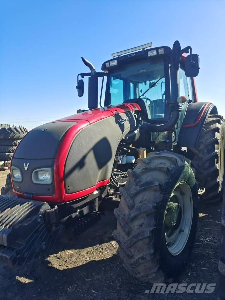 Case IH FARMALL 1404 Трактора