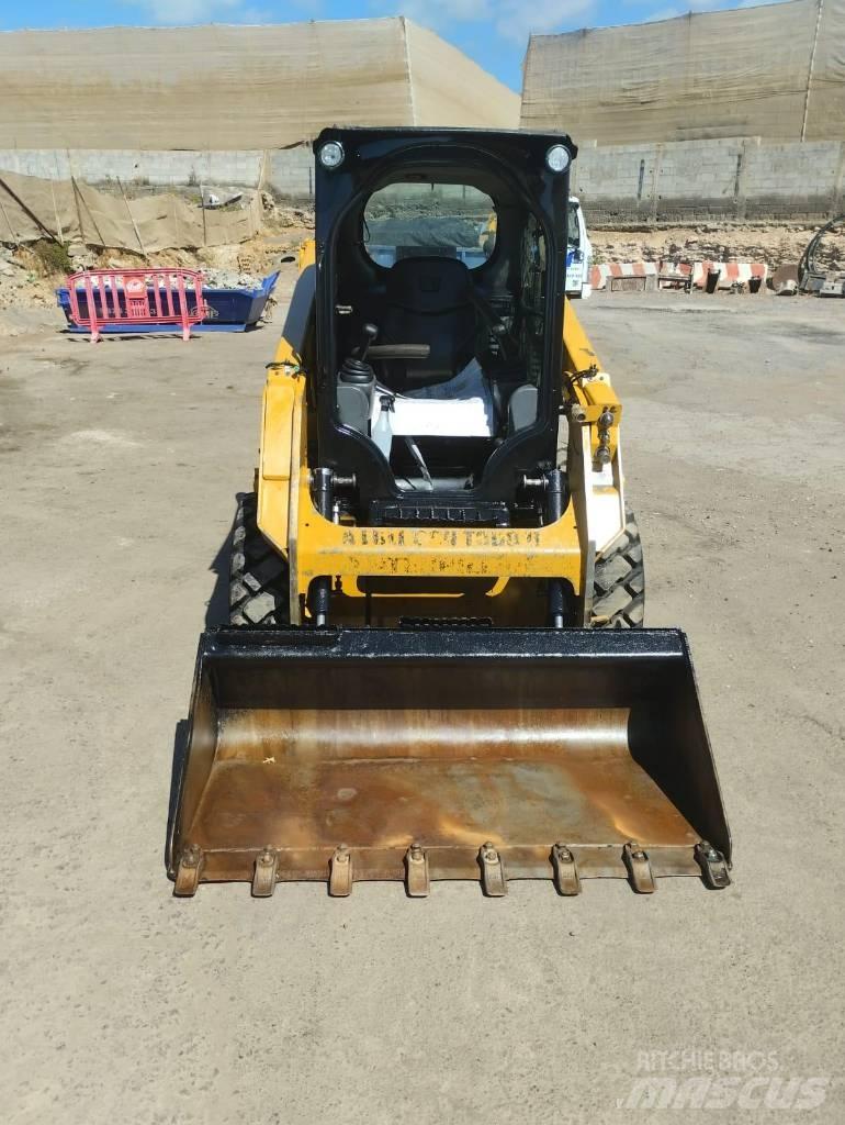 CAT 226 D Мини-погрузчики