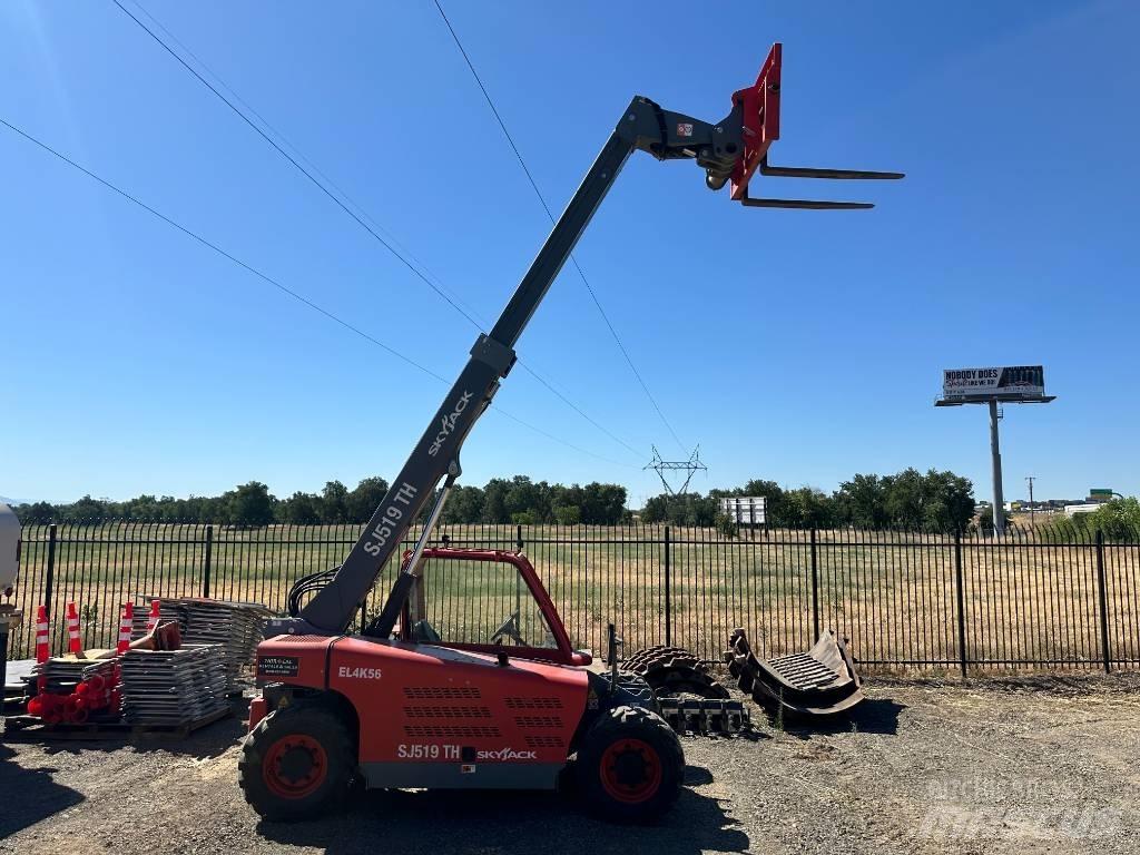 SkyJack SH519 Телескопические погрузчики