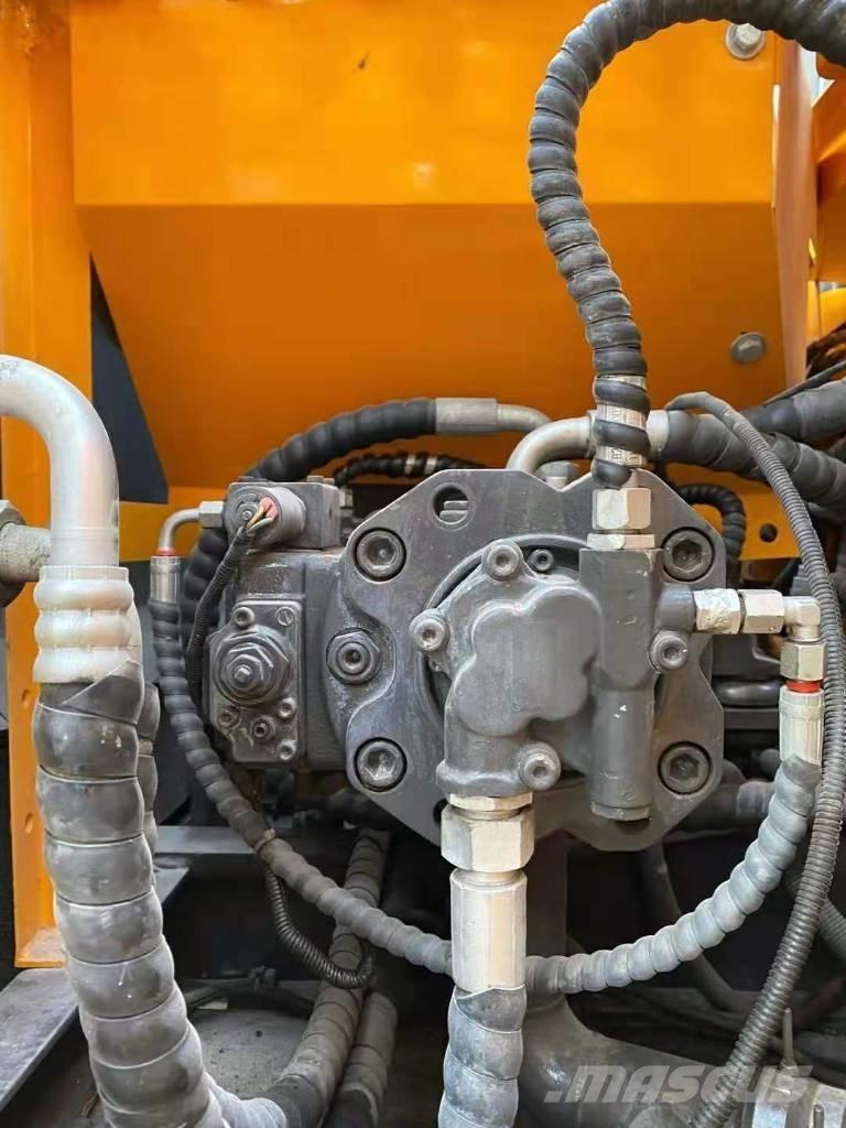 Sany SY 135 C Гусеничные экскаваторы