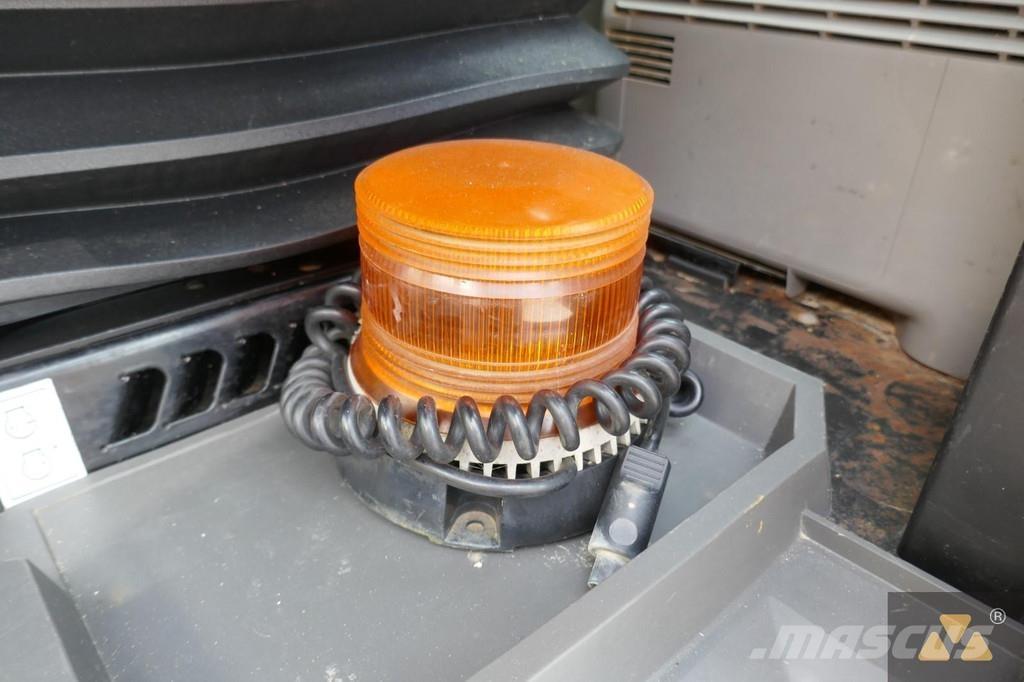 CAT 320 Гусеничные экскаваторы