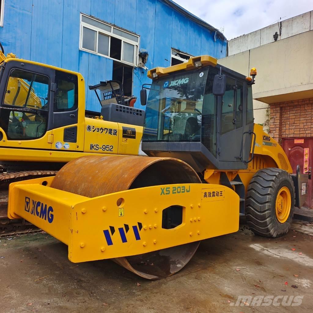 XCMG XS 203 J Грунтовые катки