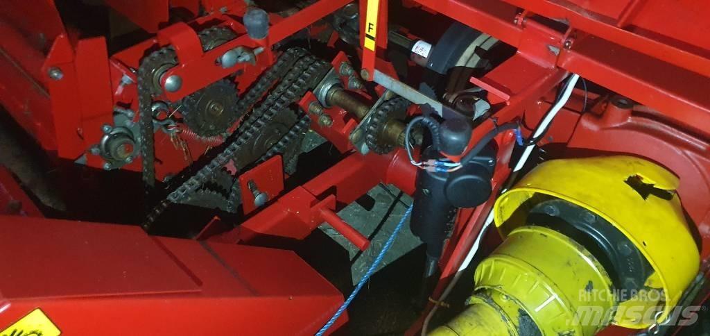 JF FCT 900 Прицепные кормоуборочные комбайны