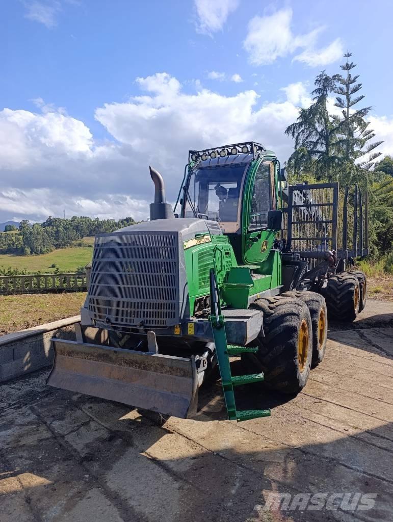 John Deere 1510G Форвардеры
