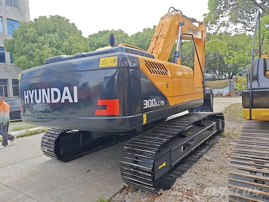 Hyundai R300LC-9S Гусеничные экскаваторы