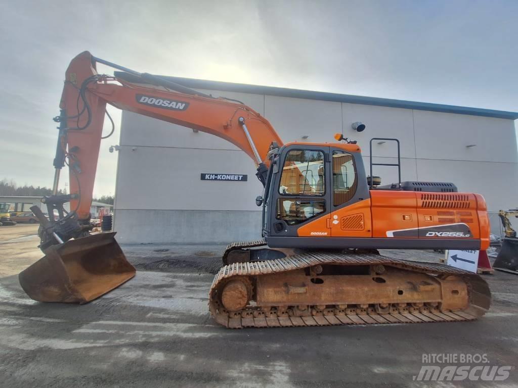 Doosan DX 255 LC-5 Гусеничные экскаваторы