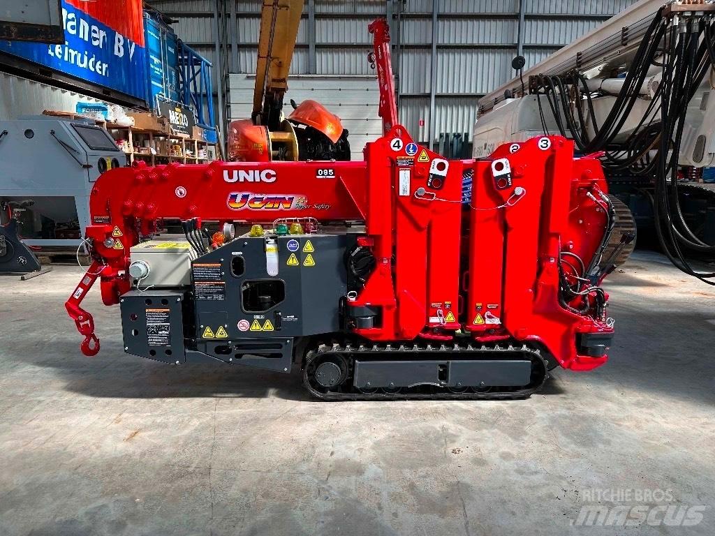 Unic URW 095 Автокраны